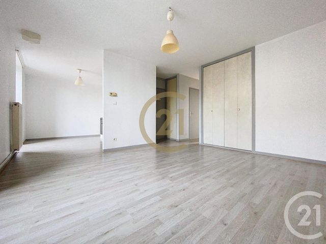 Appartement F2 à louer - 2 pièces - 58,29 m2 - Lure - 70 - FRANCHE-COMTE