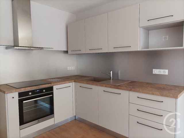 Appartement F3 à louer - 3 pièces - 62,60 m2 - Lure - 70 - FRANCHE-COMTE