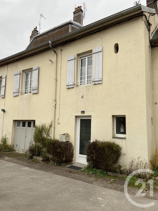 Maison à louer - 5 pièces - 111,38 m2 - Vesoul - 70 - FRANCHE-COMTE